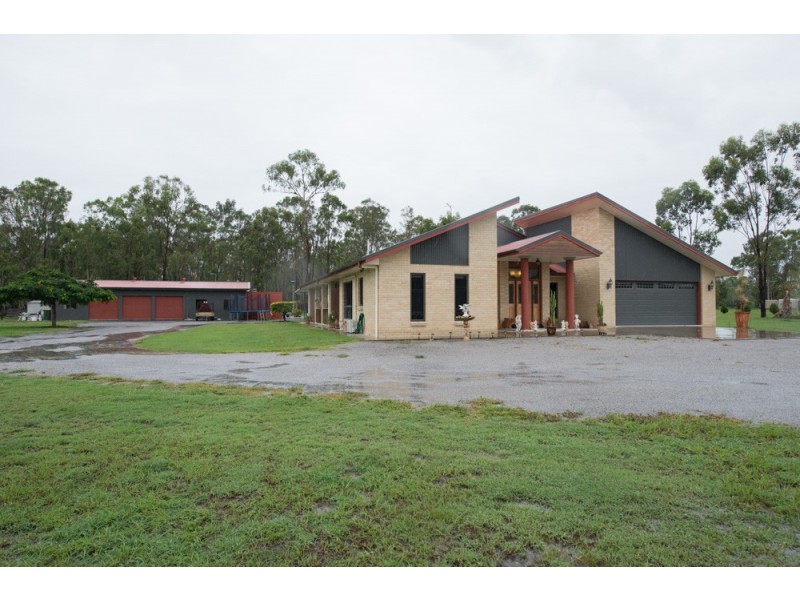 27 Jim Whyte Way, Beecher QLD 4680