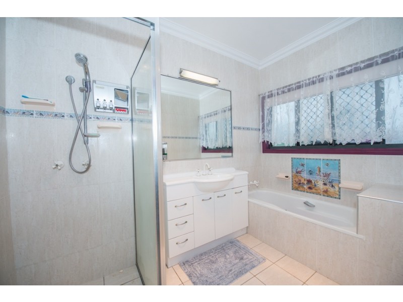 27 Jim Whyte Way, Beecher QLD 4680