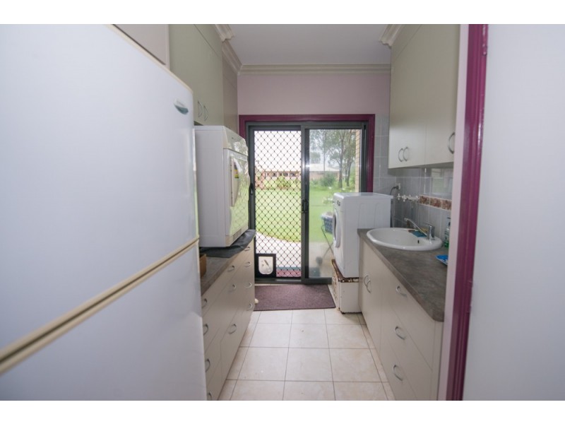 27 Jim Whyte Way, Beecher QLD 4680