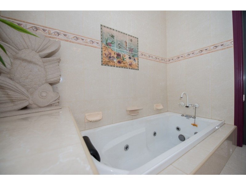 27 Jim Whyte Way, Beecher QLD 4680