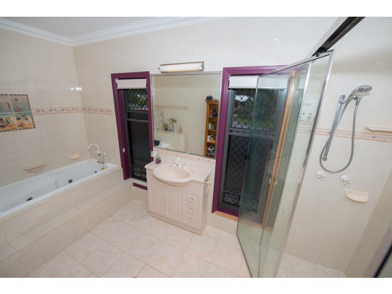 27 Jim Whyte Way, Beecher QLD 4680