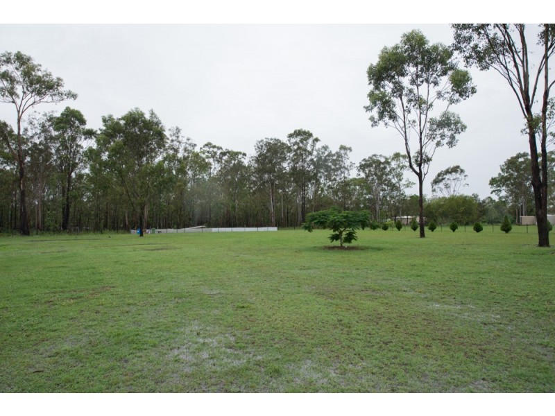 27 Jim Whyte Way, Beecher QLD 4680