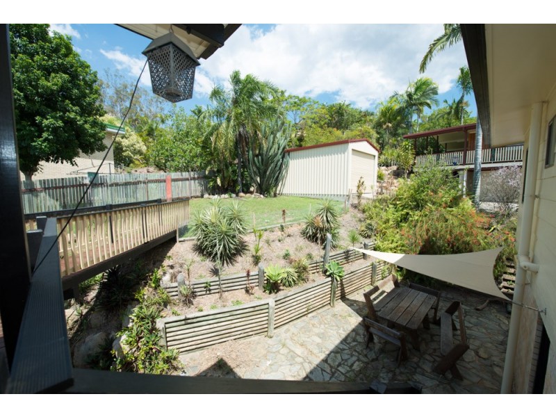30 Willow Street, New Auckland QLD 4680