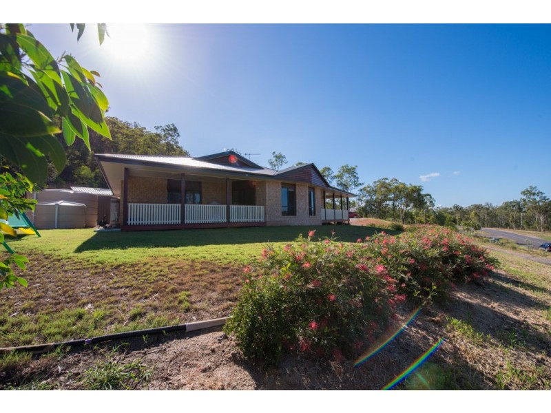 272 Jim Whyte Way, Burua QLD 4680