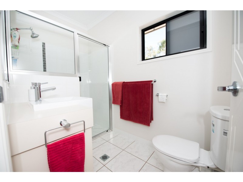 272 Jim Whyte Way, Burua QLD 4680