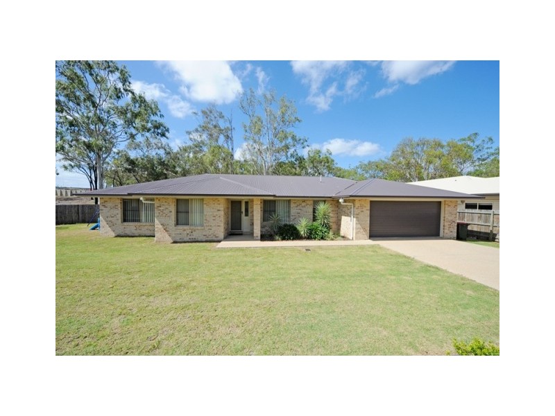 11 Melaleuca Place, Glen Eden QLD 4680