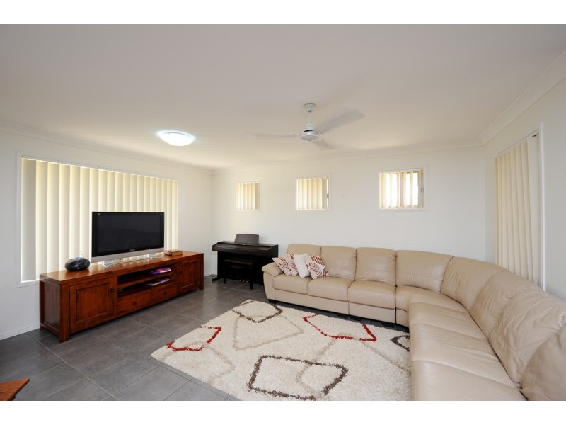11 Melaleuca Place, Glen Eden QLD 4680