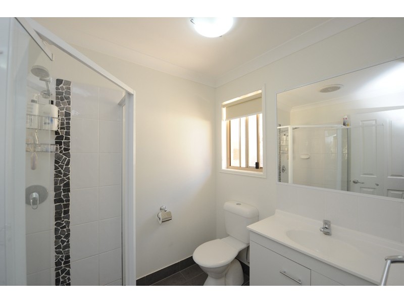 11 Melaleuca Place, Glen Eden QLD 4680