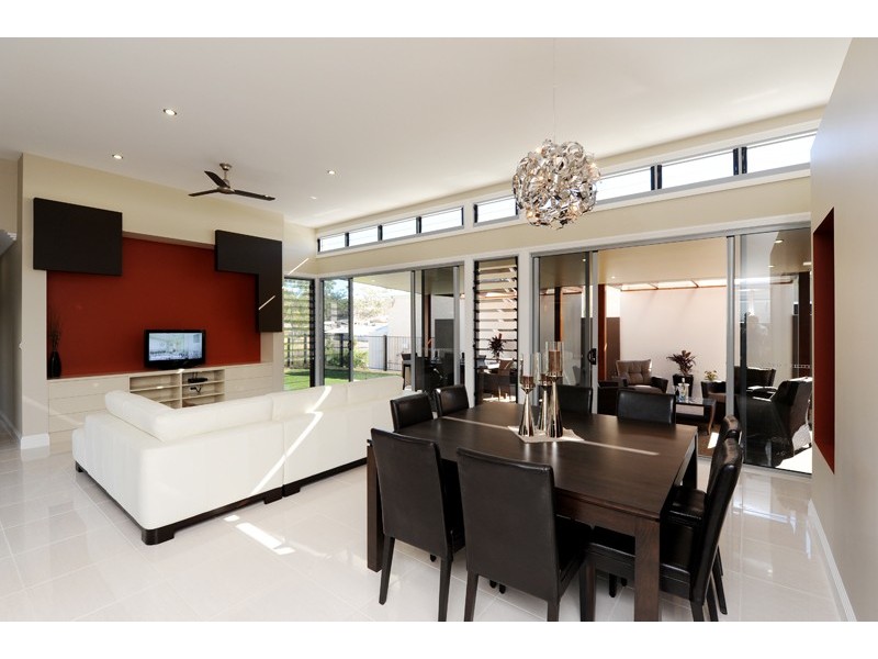 48 Koowin Drive, Kirkwood QLD 4680