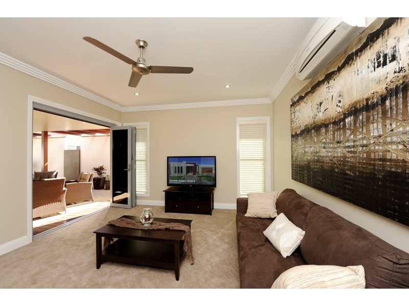 48 Koowin Drive, Kirkwood QLD 4680