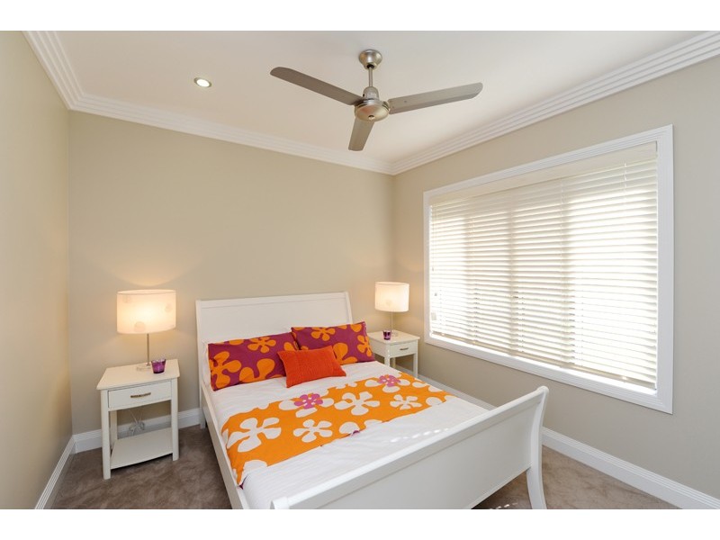 48 Koowin Drive, Kirkwood QLD 4680