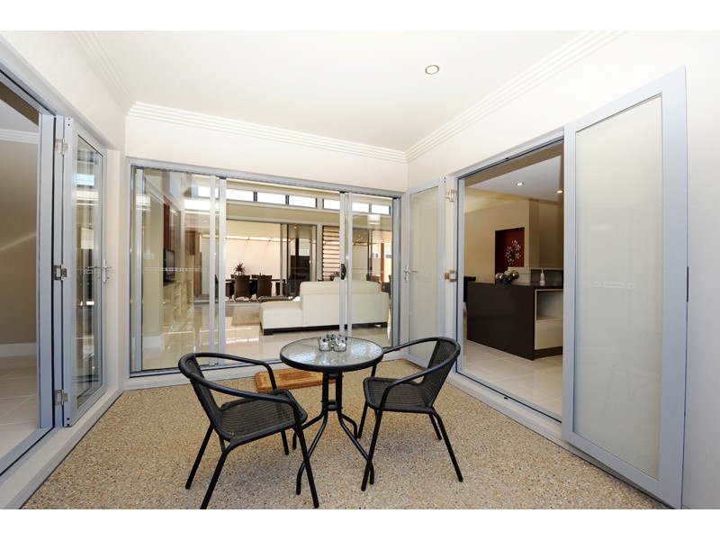 48 Koowin Drive, Kirkwood QLD 4680