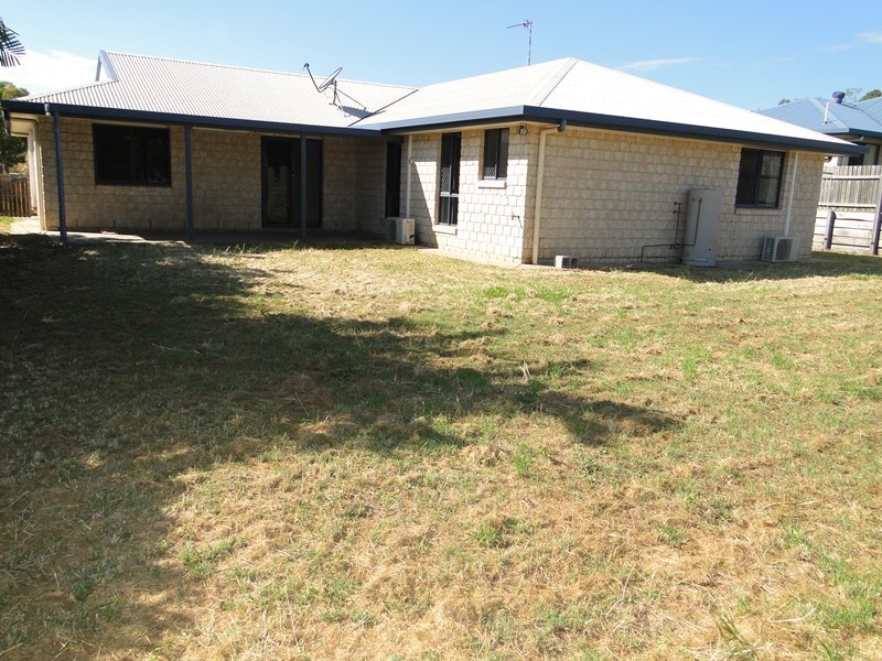 10 DORINDA CLOSE, Clinton QLD 4680