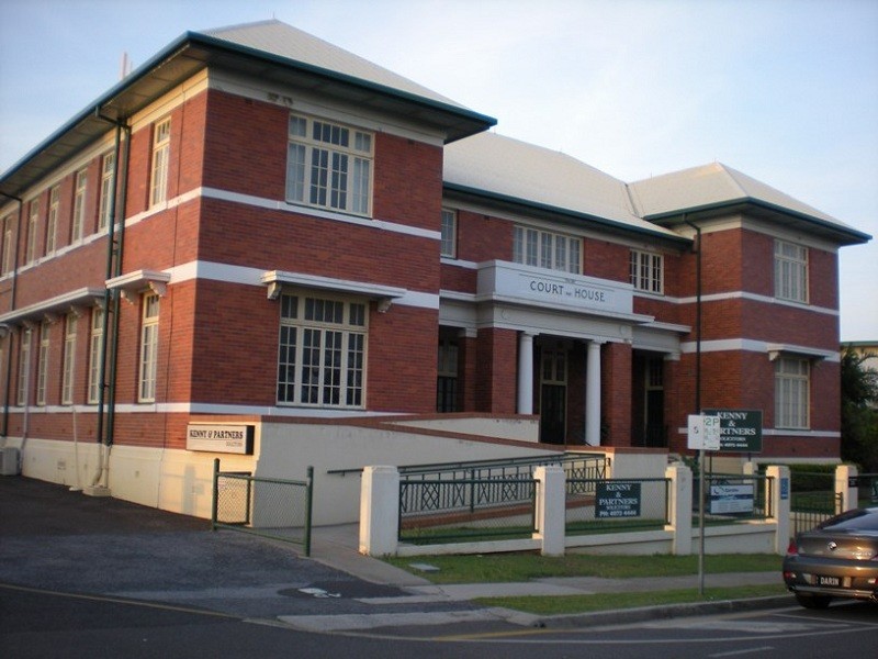 16 Yarroon Street, Gladstone QLD 4680