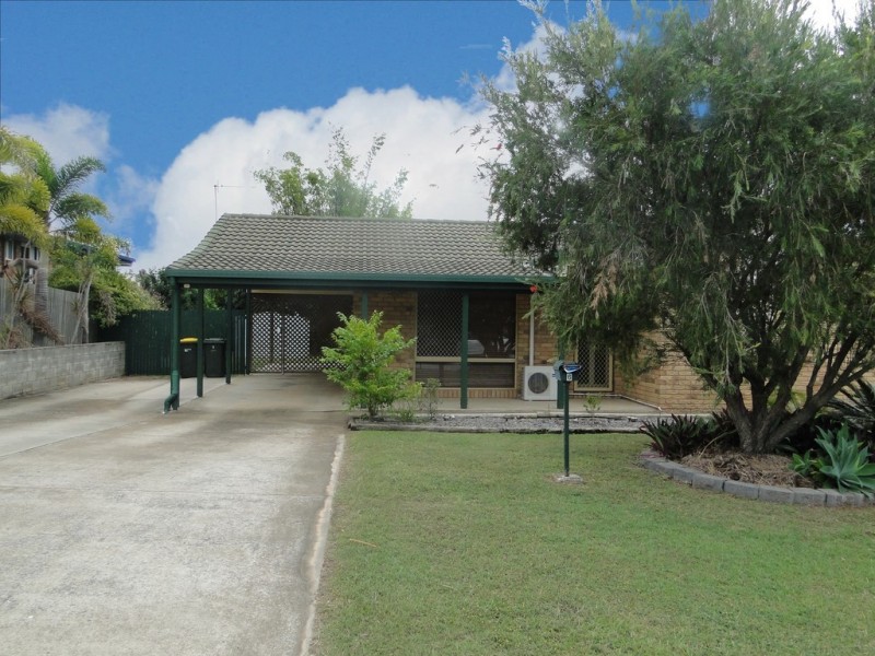 6 Rosslyn Close, Clinton QLD 4680