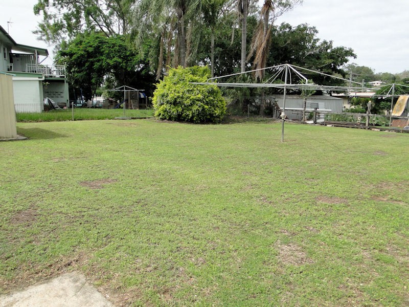 4 Jansen Street, West Gladstone QLD 4680