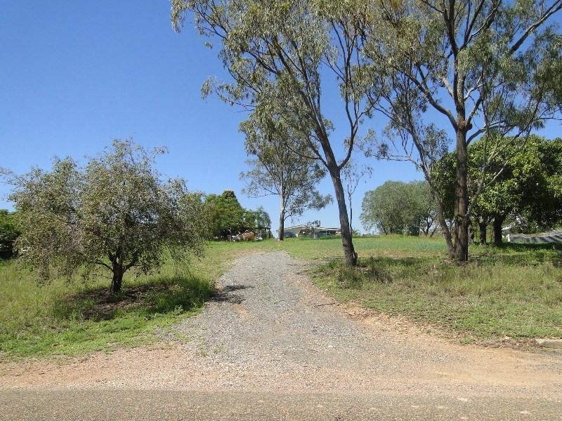 Lot 6 (11) Gladstone Street, Mount Larcom QLD 4695