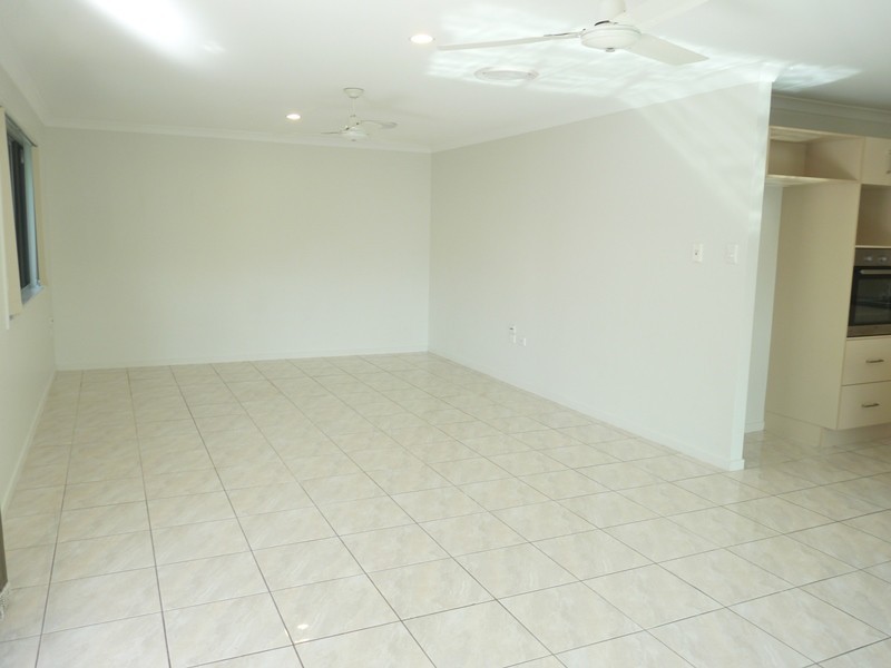 2 OSPREY COURT, South Gladstone QLD 4680