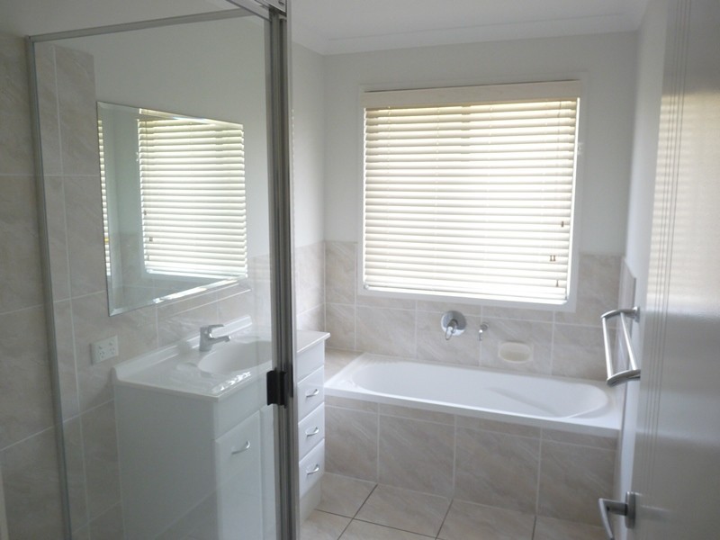 2 OSPREY COURT, South Gladstone QLD 4680