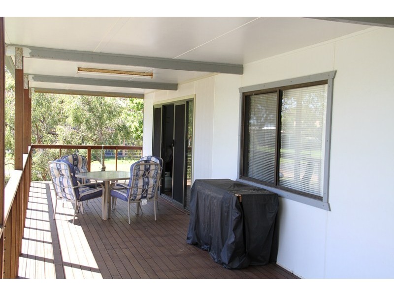 49 SEAVIEW ESPLANADE, Curtis Island QLD 4680