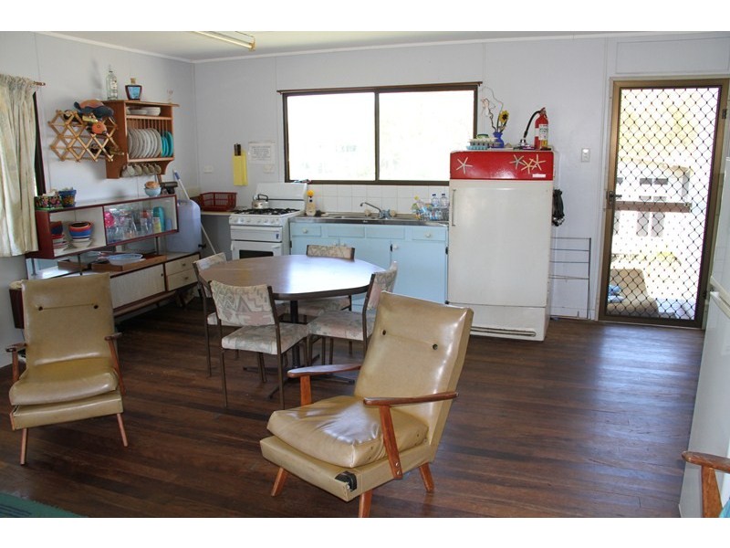 49 SEAVIEW ESPLANADE, Curtis Island QLD 4680