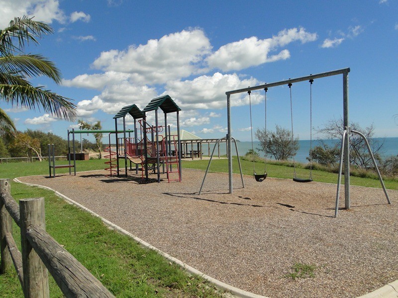 49 SEAVIEW ESPLANADE, Curtis Island QLD 4680