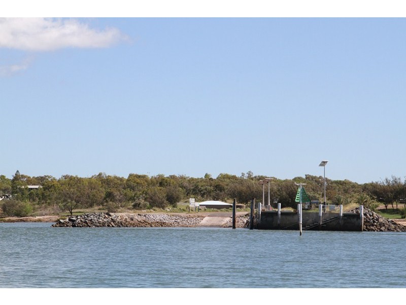 49 SEAVIEW ESPLANADE, Curtis Island QLD 4680