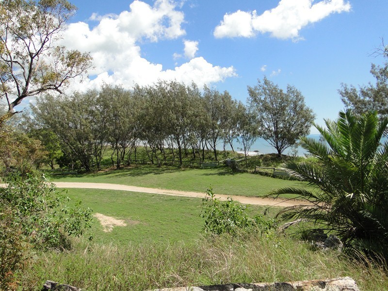 49 SEAVIEW ESPLANADE, Curtis Island QLD 4680