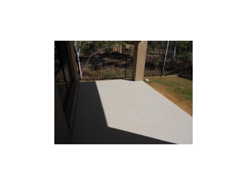38 Stoneybrook Drive, Glen Eden QLD 4680
