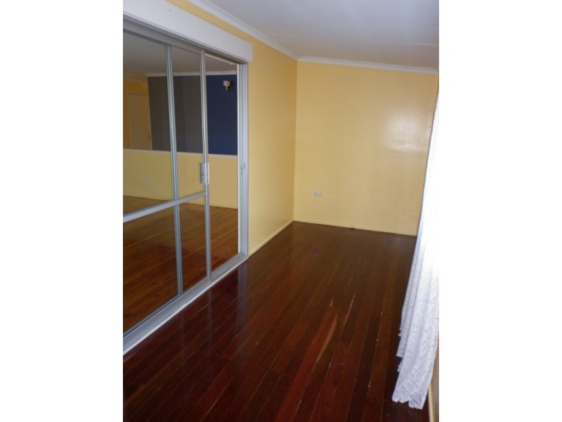 14 Norma Street, New Auckland QLD 4680