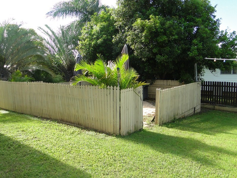 14 Norma Street, New Auckland QLD 4680