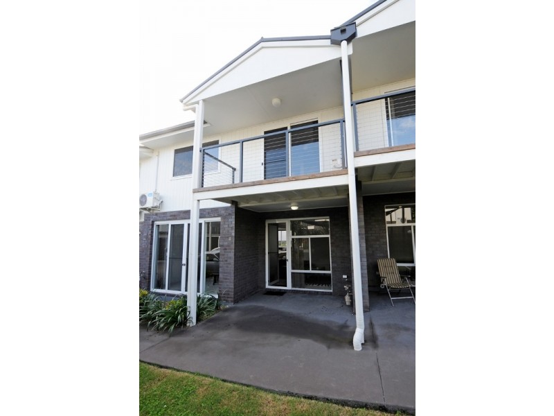 Unit 3 / 14 Fowler Street, West Gladstone QLD 4680