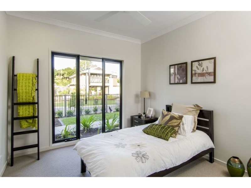 1-15 and 17-36 Lorikeet Street, New Auckland QLD 4680