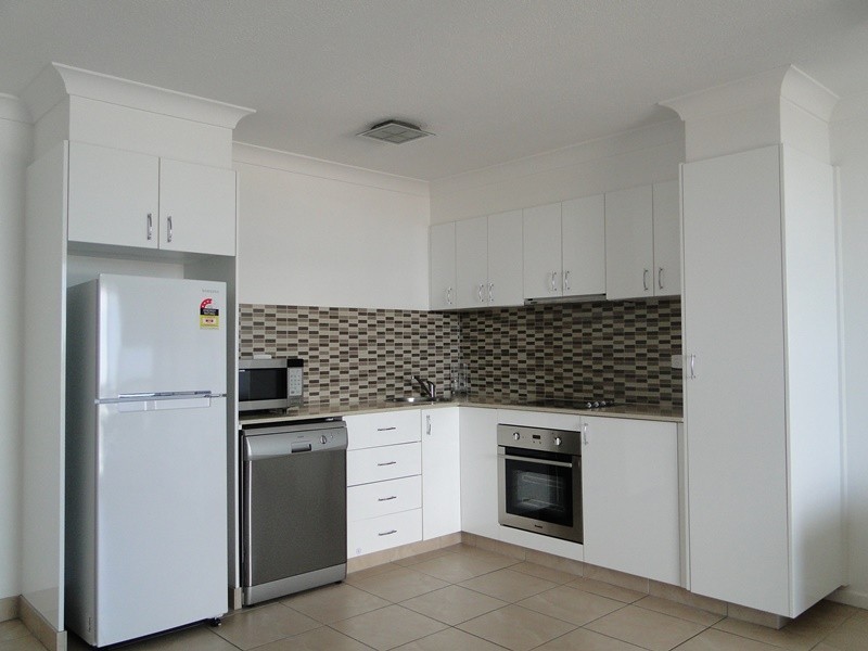 708/24 ROSEBERRY ST, Gladstone QLD 4680