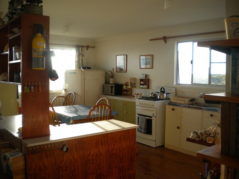 8 Lady Nelson Drive, Gatcombe Heads, Facing Island, South Trees QLD 4680