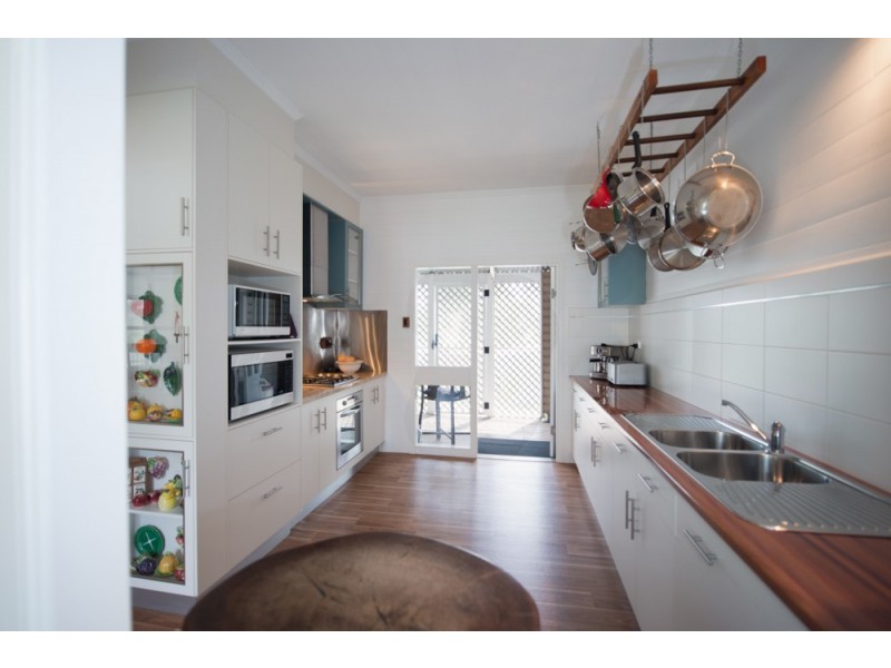 298 Old Bruce Highway, River Ranch QLD 4680