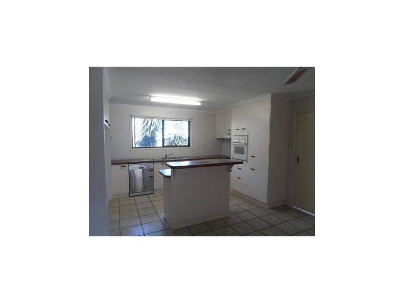 3 FAWLEY CLOSE, Telina QLD 4680