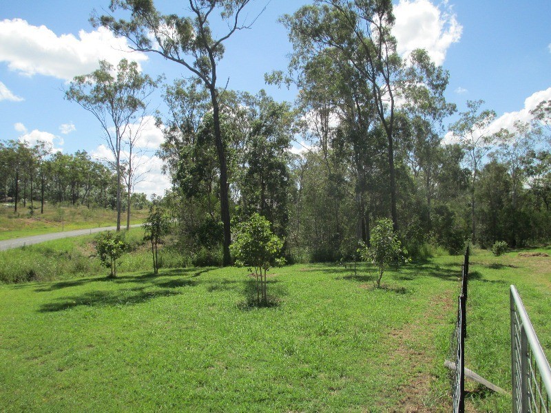 313 Jim Whyte Way, Burua QLD 4680