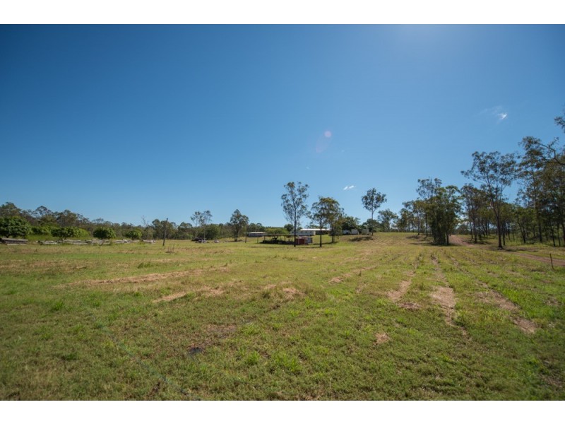49471 Bruce Highway, Benaraby QLD 4680