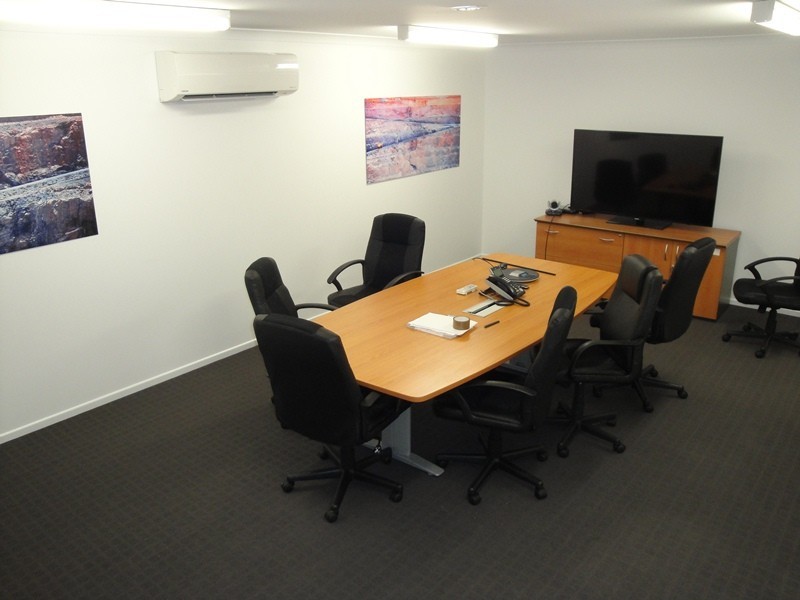 3 George Mamalis Place, Callemondah QLD 4680