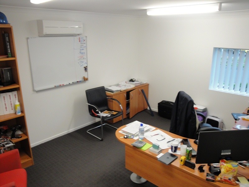 3 George Mamalis Place, Callemondah QLD 4680