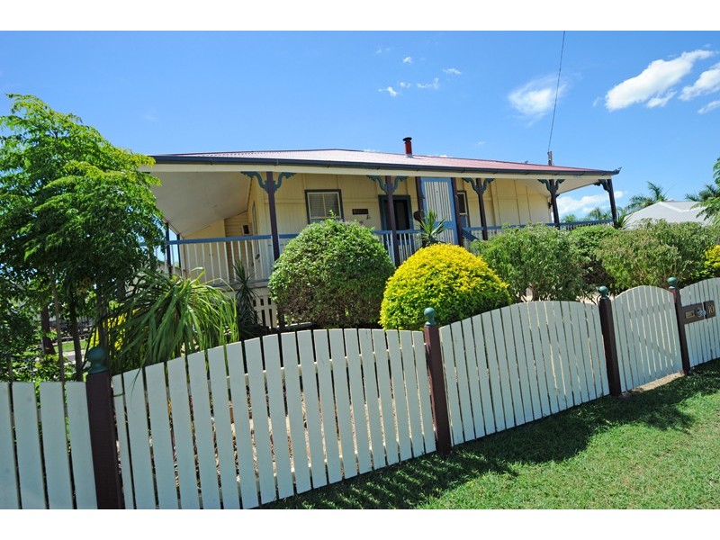 10 Pier Street, South Gladstone QLD 4680