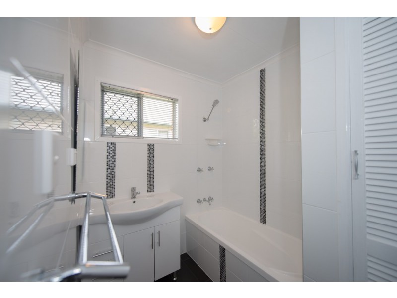 19 Sandpiper Avenue, New Auckland QLD 4680