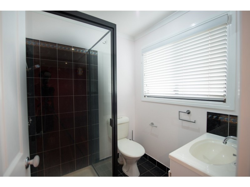9 Watt Street, West Gladstone QLD 4680