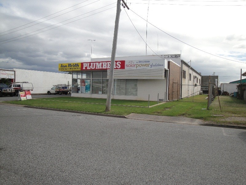 8 Crow Street, Gladstone QLD 4680