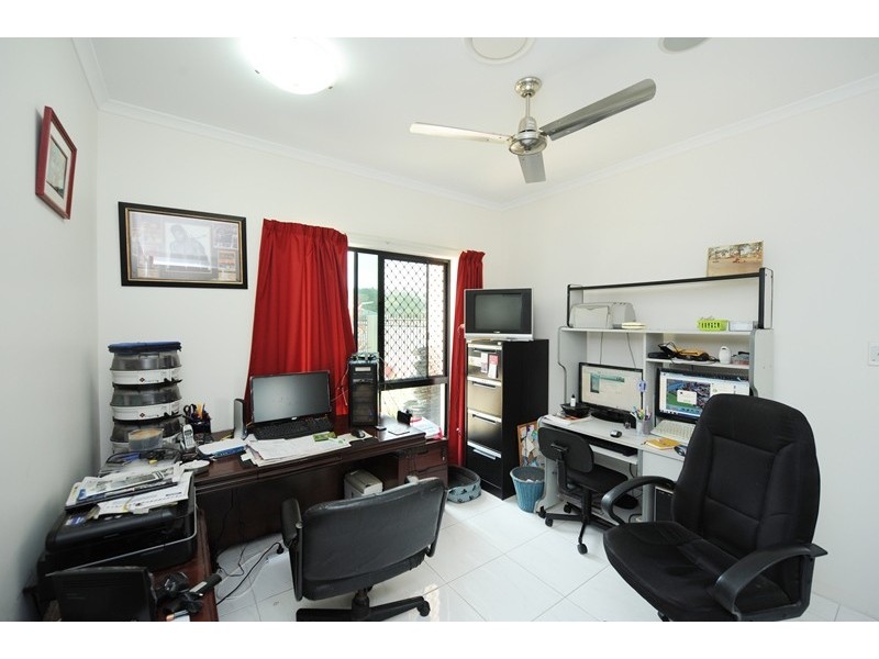 32 Dolphin Terrace, South Gladstone QLD 4680