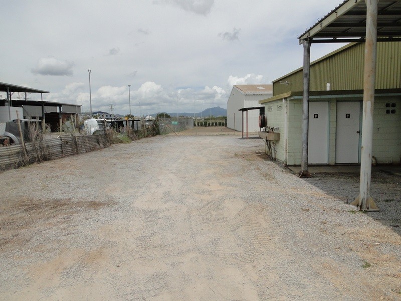 18 Drewe Street, Gladstone QLD 4680