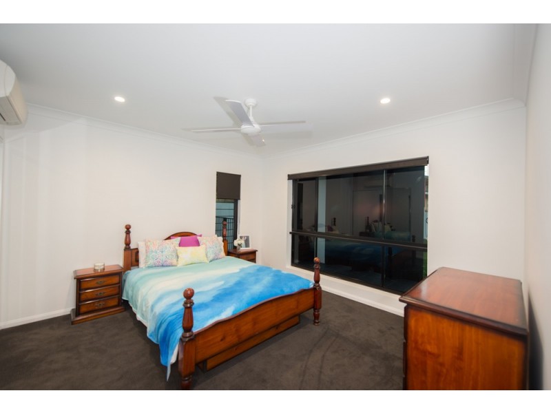37 Lighthouse Drive, Boyne Island QLD 4680