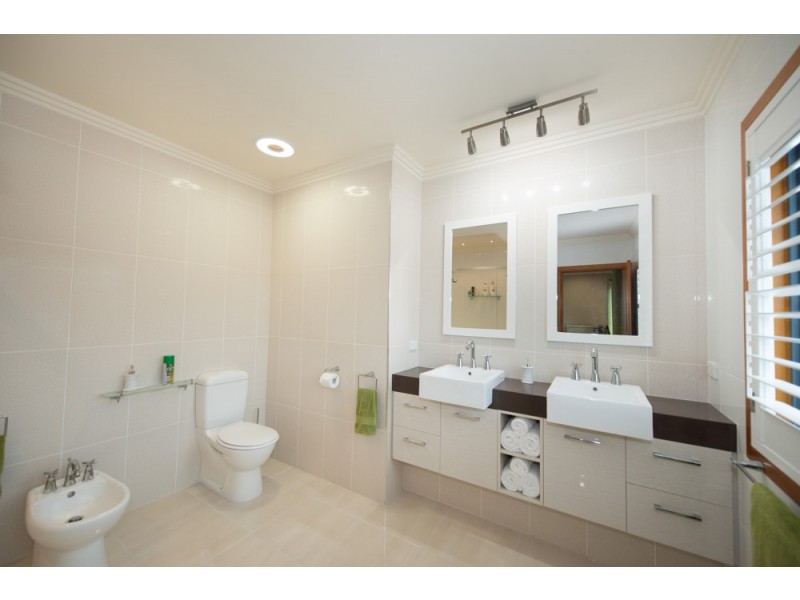 11 Watt Street, Gladstone QLD 4680