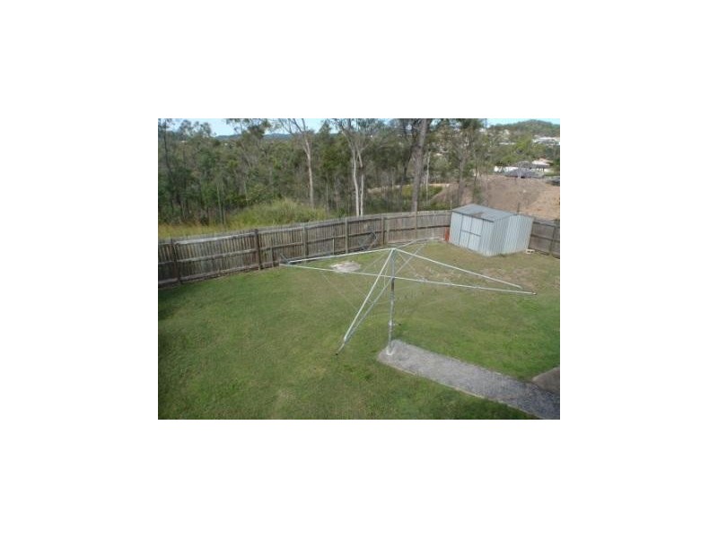 75 BEAK ST, New Auckland QLD 4680